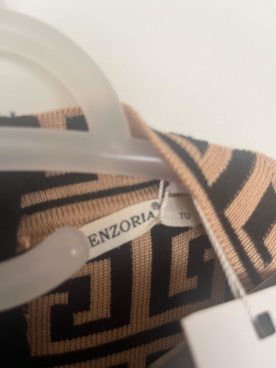 Vestiti: Enzoria Kleid, Grösse S-M – Nuovo e nell'imballaggio originale da Wädenswil venduto da Iana32 1