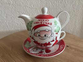 Teekanne mit Tasse