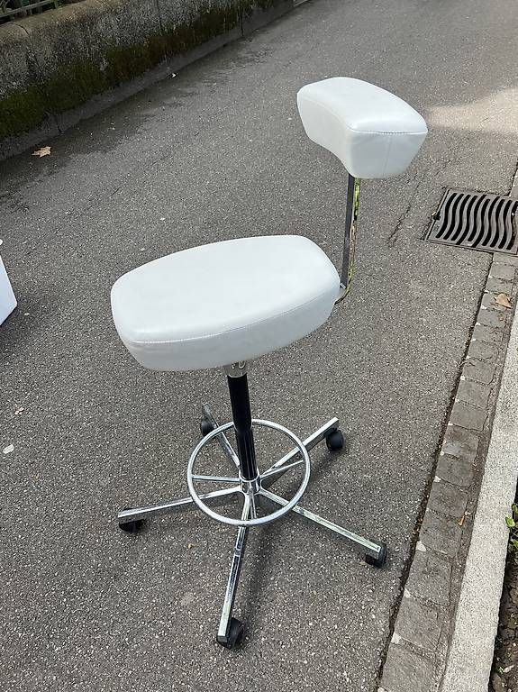 Seggioloni: Original Vitra Hochstuhl – Usato da Basel venduto da SvenKaufmann 1