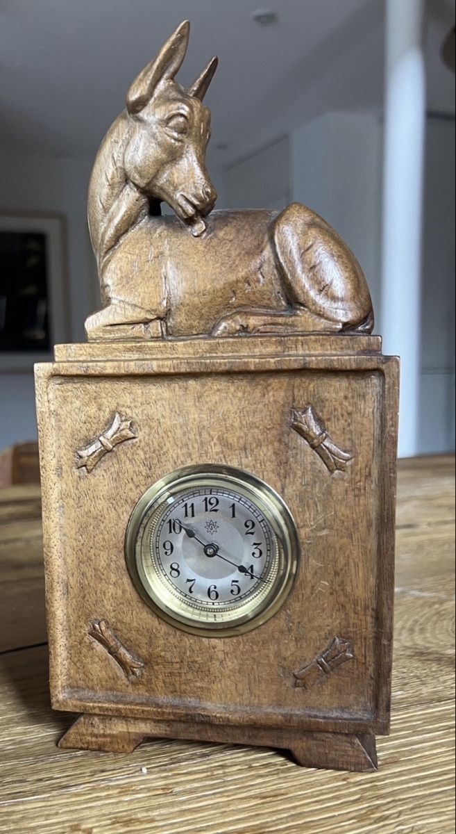Junghans Orologi da terra & Orologi da parete: Junghans Holzuhr mit Reh-Figur – Nuovo (secondo la descrizione) da Zürich venduto da eli_t8nw