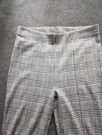 Bequeme leichte Caro Hose Gr. M
