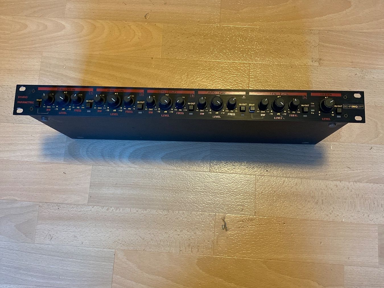 Equalizer: Equalizer Behringer Studio Parametric gebraucht – Gebraucht aus La Chaux-de-Fonds von E-broc