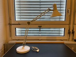Schreibtischlampe weiss verstellbar gebraucht