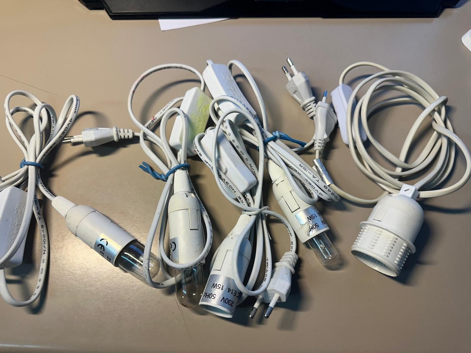 Cavi: 1,5 m langes Netzkabel,4X E14-Sockel-1X E27 Stecker – Usato da Thörishaus venduto da zimtfein 2
