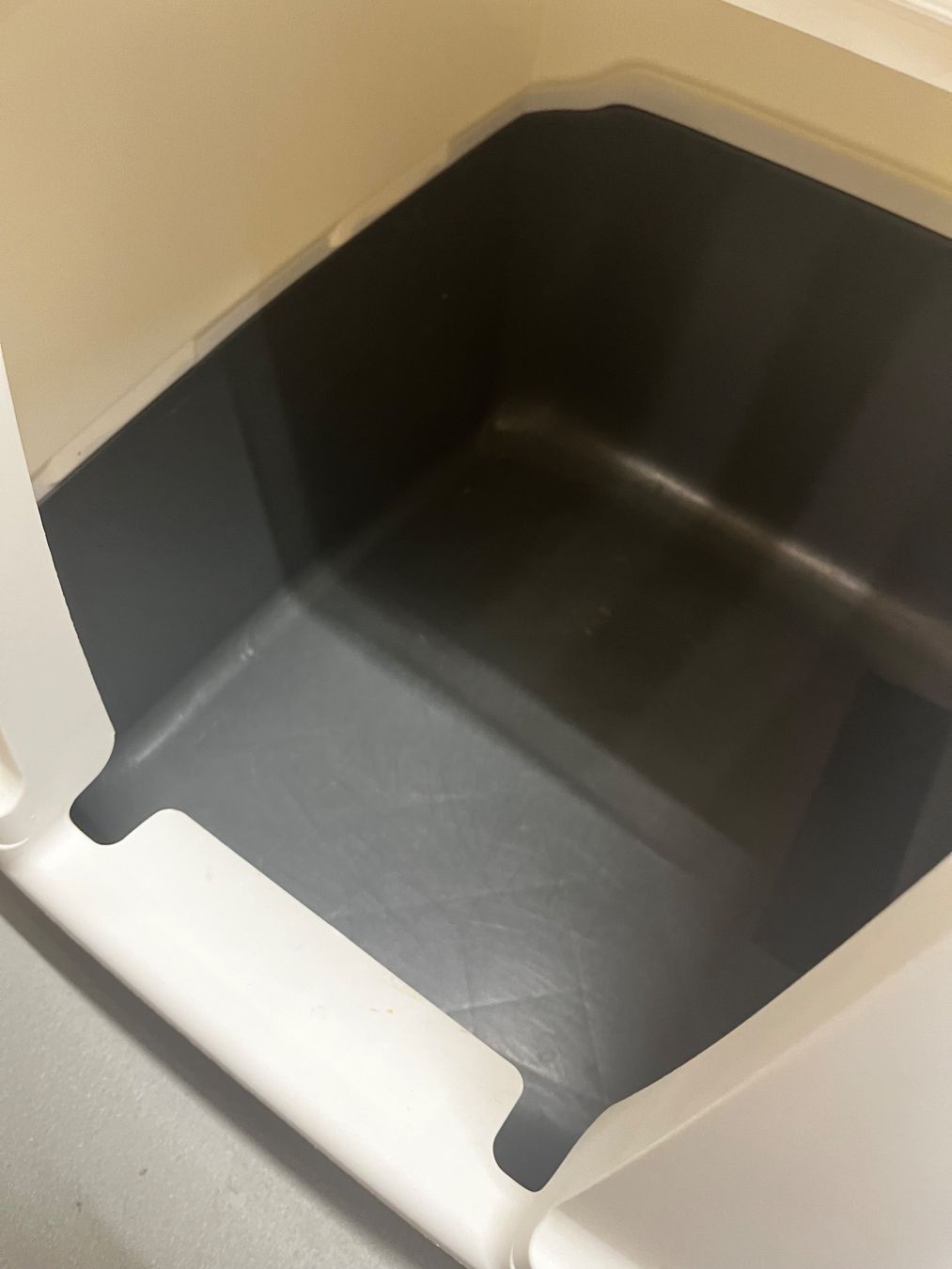WC: Katzentoilette mit Haube, grau-weiss, gebraucht – Usato da Regensdorf venduto da ekb_5srg 4