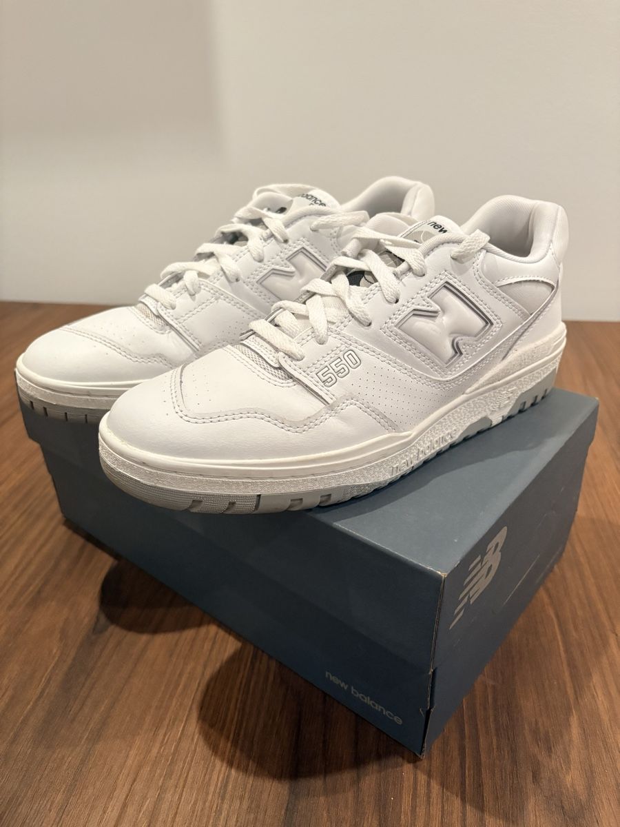 New Balance Scarpe da uomo: New Balance 550 white – Nuovo (secondo la descrizione) da Seengen venduto da Matrix2020
