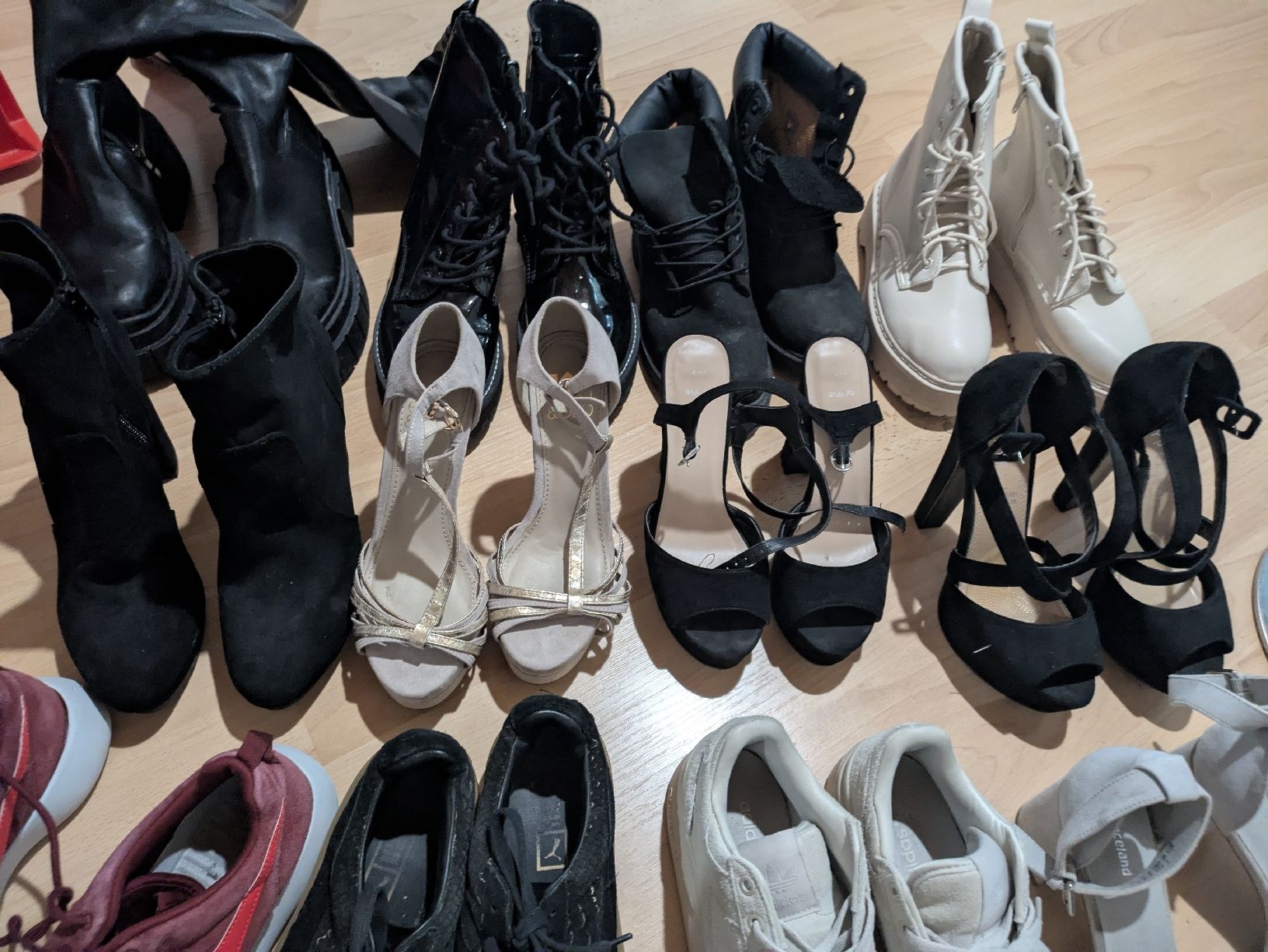 Damenschuhe: Lot de chaussures 37-38 – Gebraucht aus Tramelan von cat_67zv