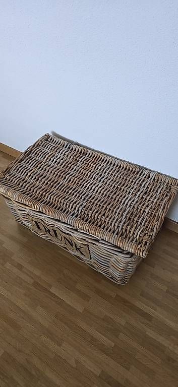 Cassapanche: Grosse Rattan Truhe – Usato da Weggis venduto da bdrm48 1