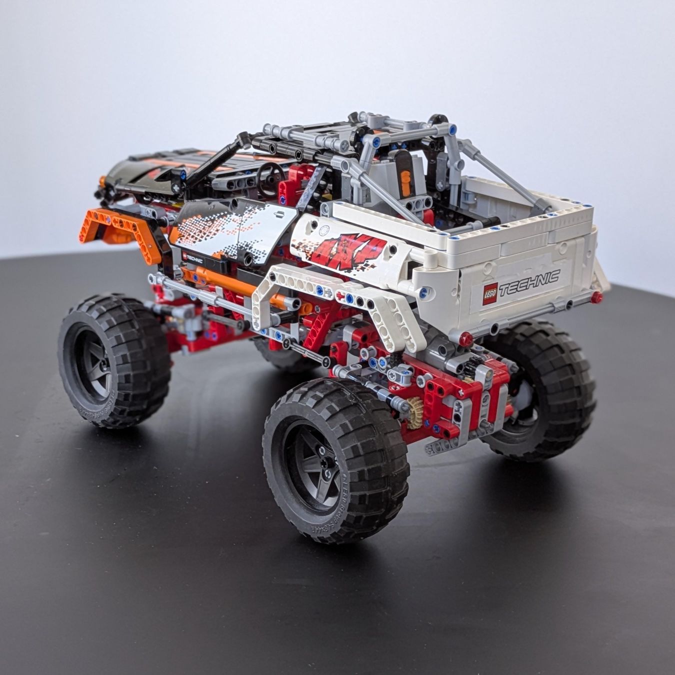 Technics Kit di costruzioni: LEGO TECHNIC 9398 - 4x4 Crawler (2012) – Usato da lausanne venduto da searno 6