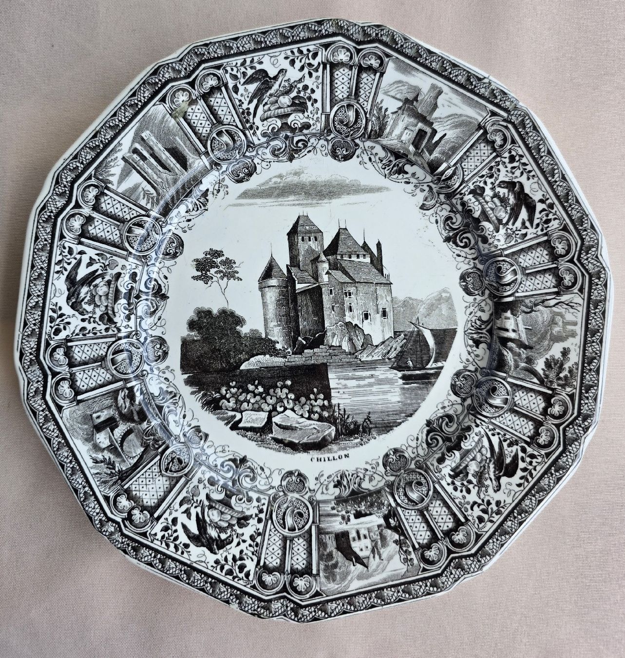 Teller: Rare Assiette de Collection Schramberg - "Chillon" – Gebraucht aus Cortaillod von Amira_Nad