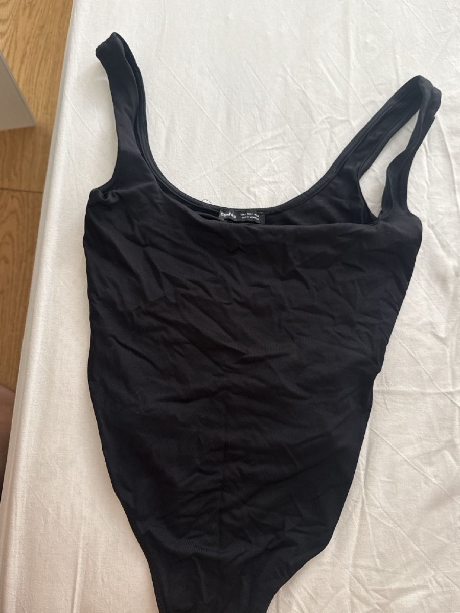 Bershka Top: Body – Usato da Nebikon venduto da Preloved_bykelly