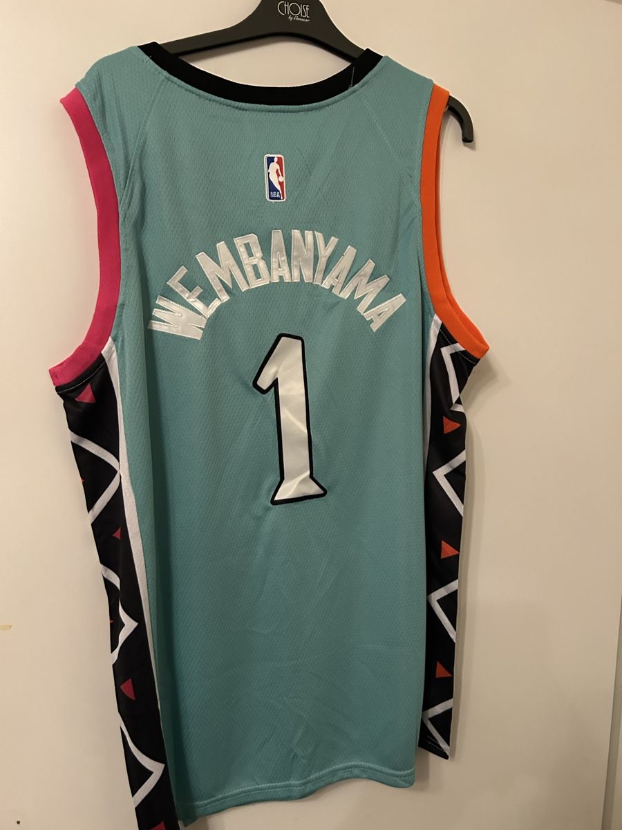 Nike Canottiere & Pantaloni: SanAntonioSpurs#1Wembanyama Jersey – Nuovo e nell'imballaggio originale da Effretikon venduto da PrimeTimeB 1