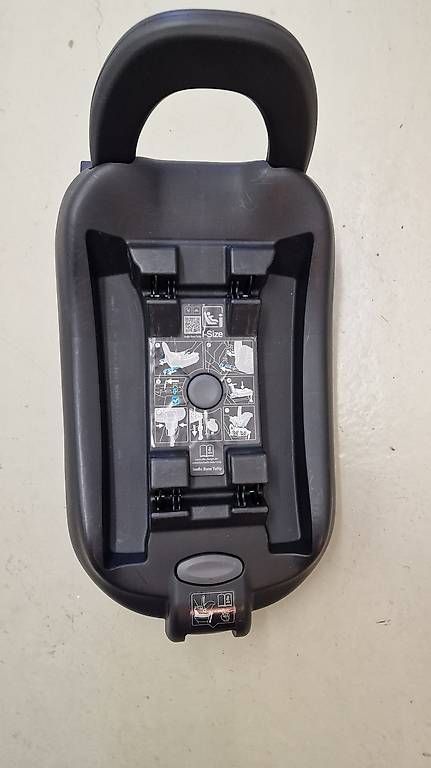 Seggiolini per auto: Autositz Tulip von ABC-Design mit 2 x Isofix – Usato da Rheinfelden venduto da sar_vms5 3