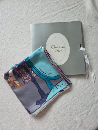 💜Christian Dior Vintage Seidentuch mit box 87 × 87 cm