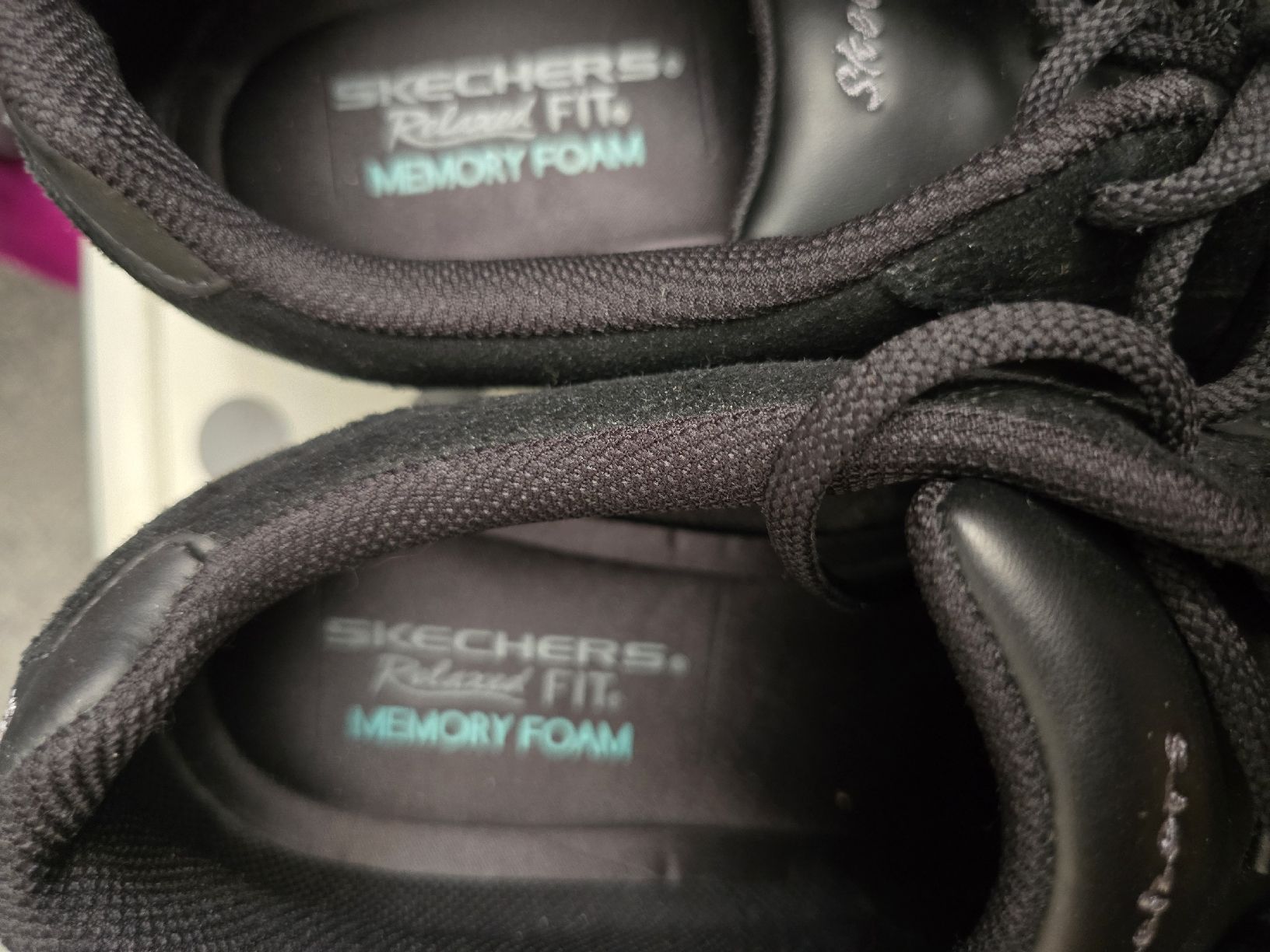 Skechers Damenschuhe: Skechers Schuhe  – Neu und originalverpackt aus Schleitheim von nussknacker2000 2