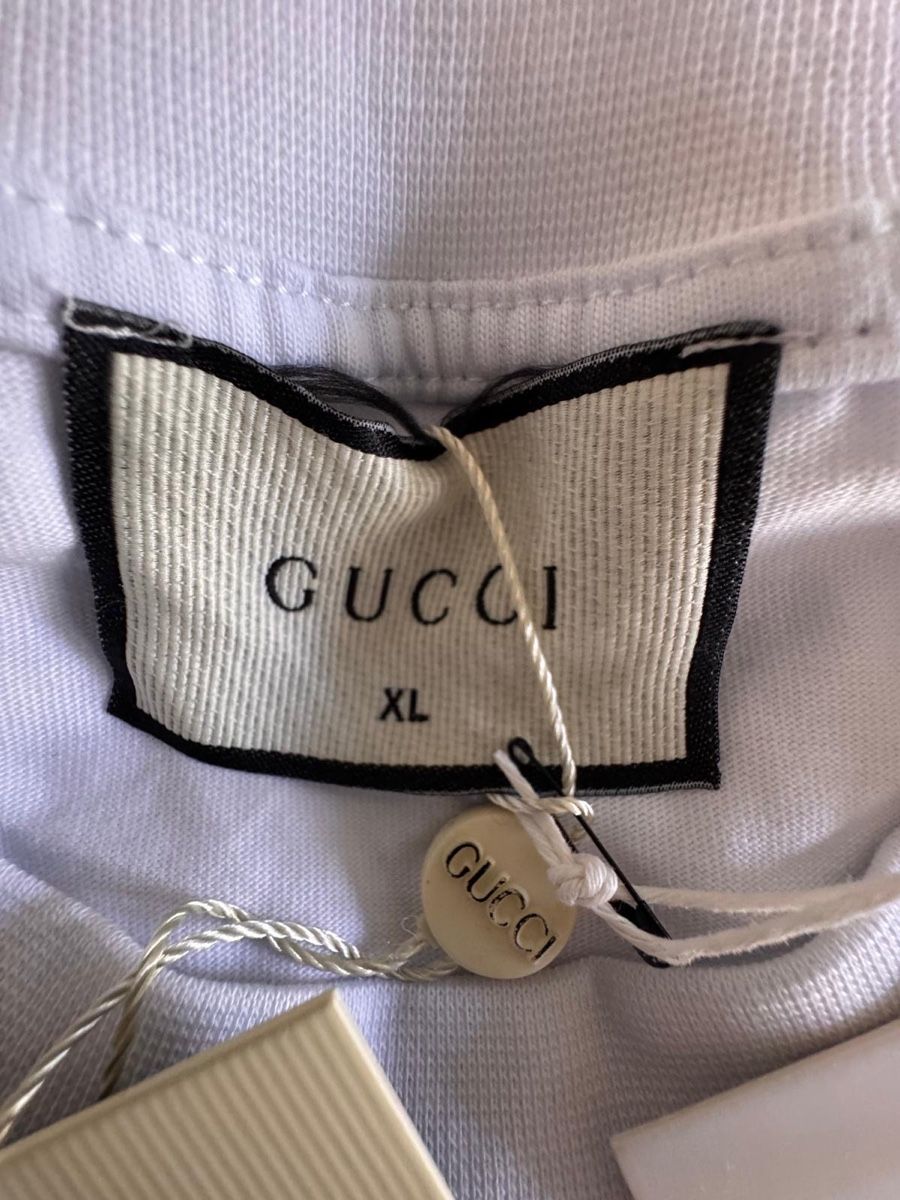 Gucci T-shirt: T-Shirt Gucci XXL – Nuovo e nell'imballaggio originale da Luzern venduto da Arbey_romero80 3