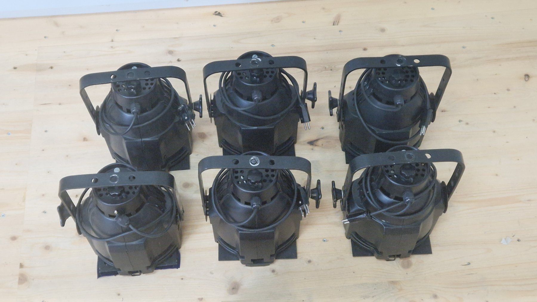 Phares: Halogen Multipar Scheinwerfer – D'occasion à Homberg b. Thun par Pro_speaker 2