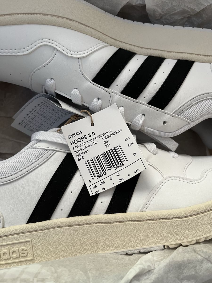 Adidas Herrenschuhe: Adidas Hoops 3.0 Gr. 44 2/3 - Neu – Neu und originalverpackt aus Mörschwil von Levian 4