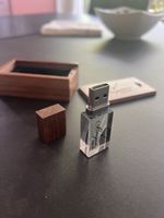 Clé USB Breguet transparente neuve
