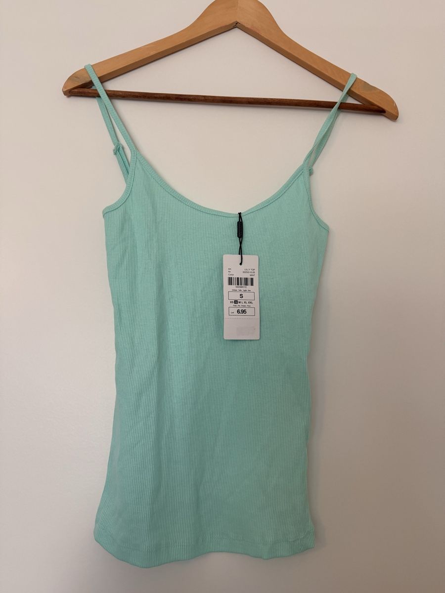 Top: Top mint grün gr S neu mit Etikett  – Nuovo e nell'imballaggio originale da Belp venduto da Lu96