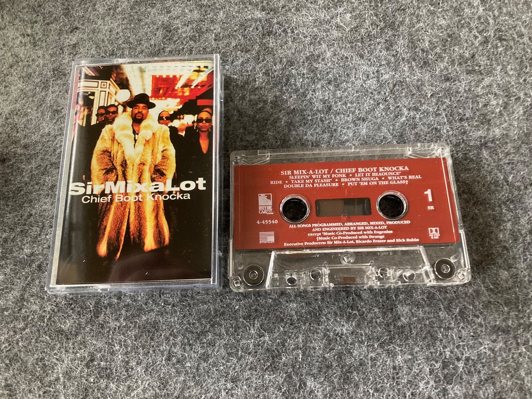 Musicassette: Sir Mix-A-Lot - Chief Boot Knocka (MC) – Usato da Fribourg venduto da Karushi 3