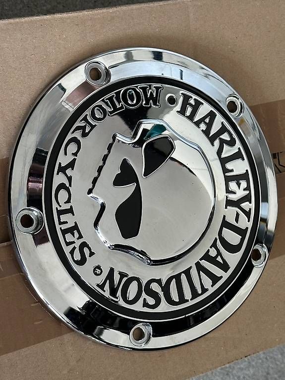 Harley-Davidson Tutti i ricambio per moto: Harley Davidson Primary Deckel Willy G – Usato da Affoltern am Albis venduto da Indicator