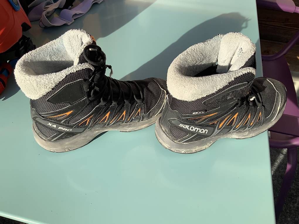Salomon Schuhe für Jungen: Salomon Kinder Schuhe XA Pro Gr 35 – Gebraucht aus Küsnacht ZH von Dne 2