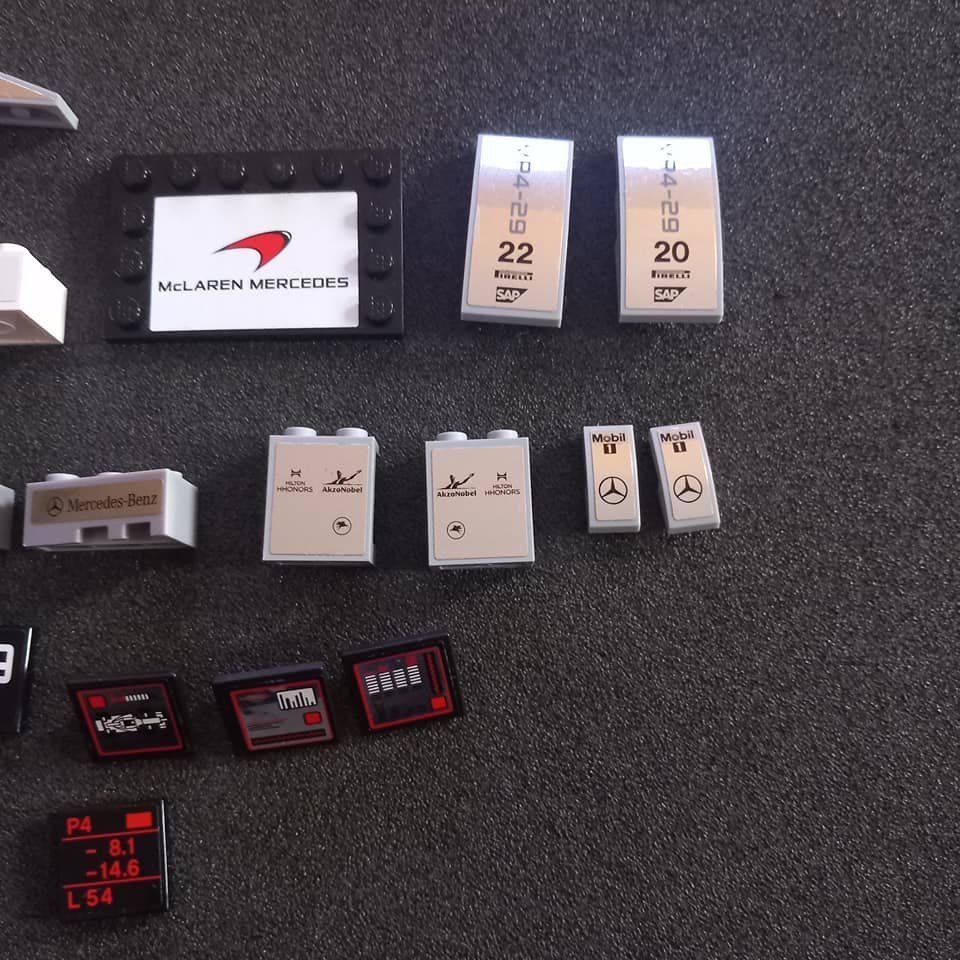 Lego Spielzeuge: LEGO 75911 Speed Champions Mercedes Box Jg2015 – Gebraucht aus Münchenbuchsee von  8