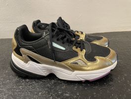 Adidas Falcon Sneaker Schwarz/Gold, Grösse 42