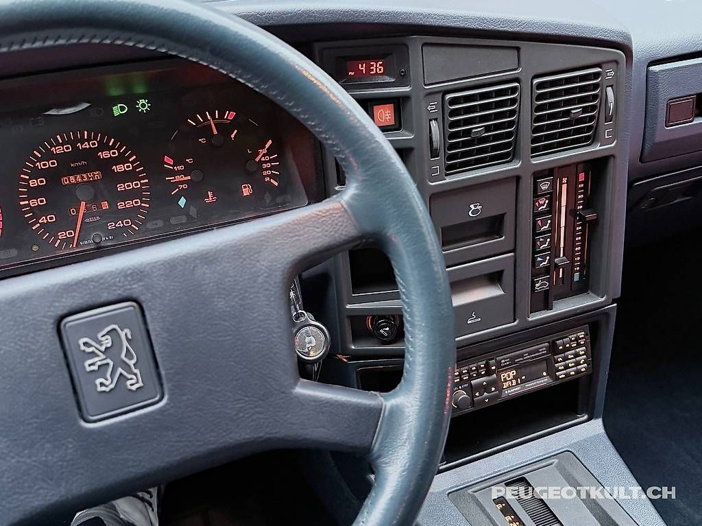Peugeot Automobili: PEUGEOT 505 V6 – Usato da Zürich venduto da Ruggerove 3