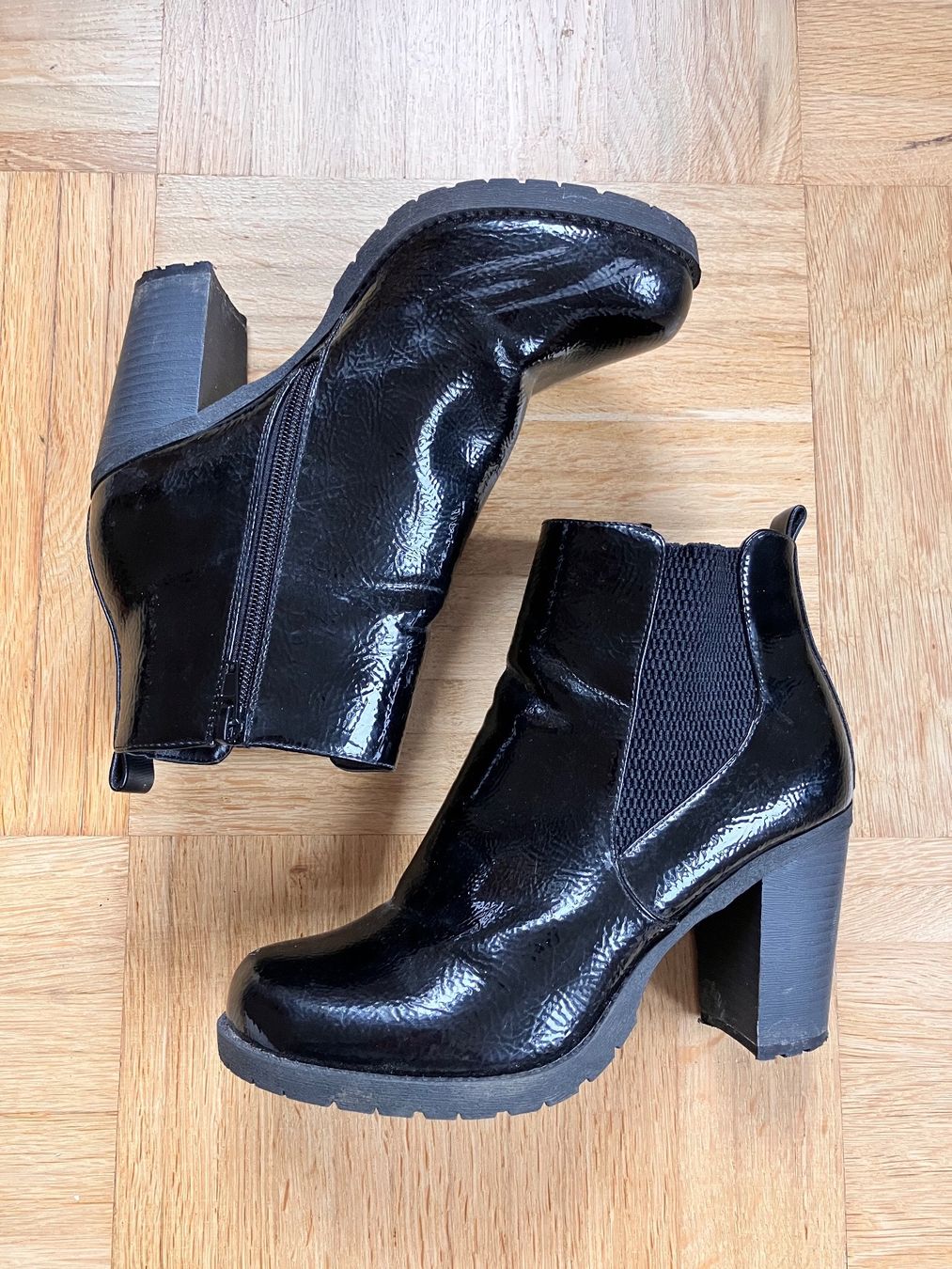 Scarpe da donna: Stiefeletten, schwarz, 38 – Usato da St.Gallen venduto da michel_simone 1
