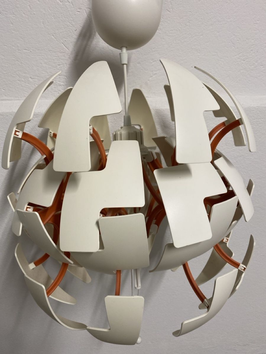 Ikea Lampadari & plafoniere: Ikea PS lampe weiss orange – Usato da Bern venduto da Svina 1