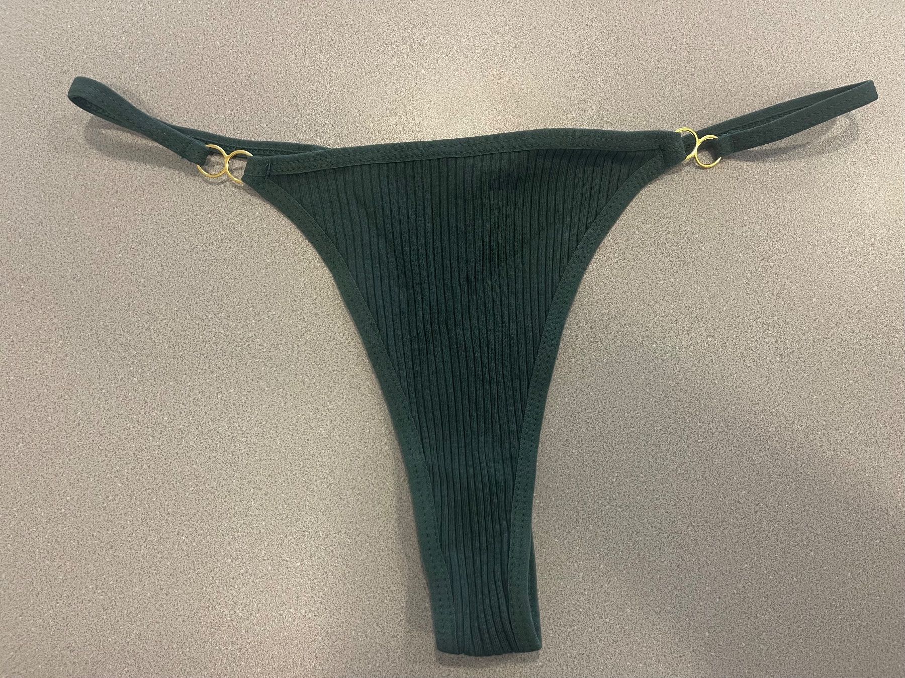 Altra biancheria intima: Neuer String Tanga, Grösse L – Nuovo e nell'imballaggio originale da Wohlen AG venduto da abaci