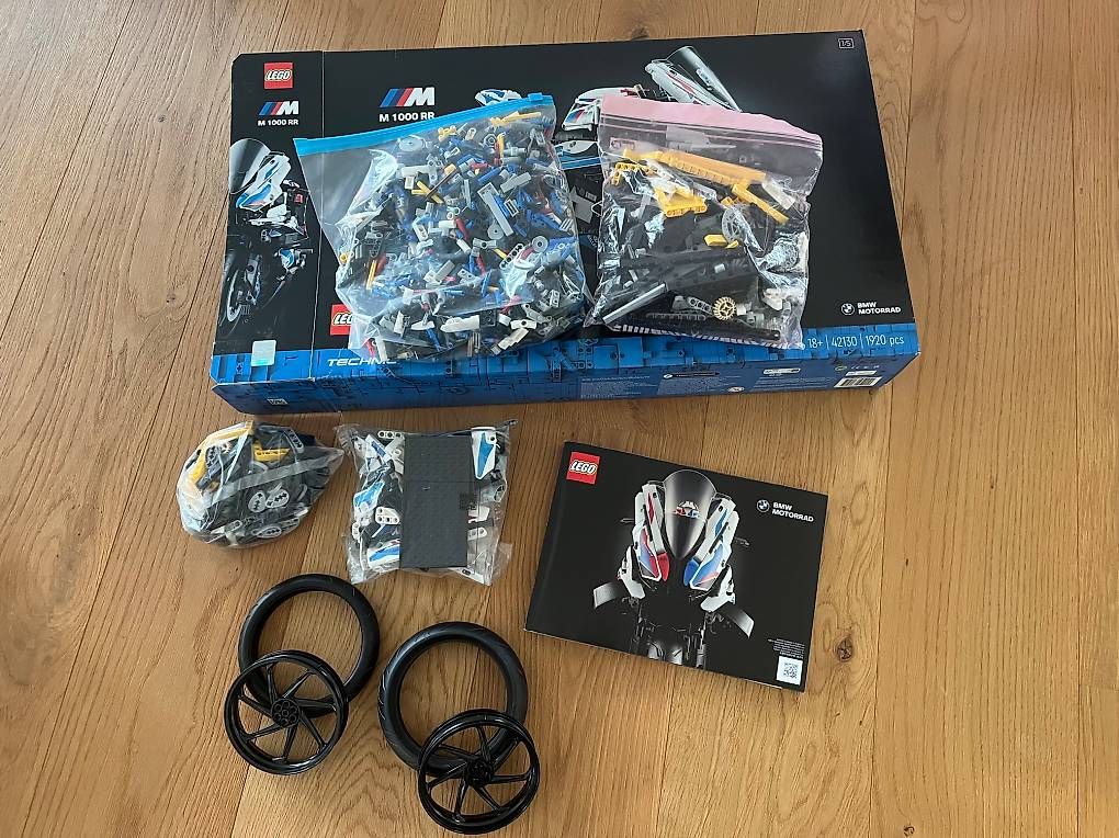 Lego Spielzeuge: LEGO Technic BMW M 1000 RR – Gebraucht aus Lyssach von bramik 1