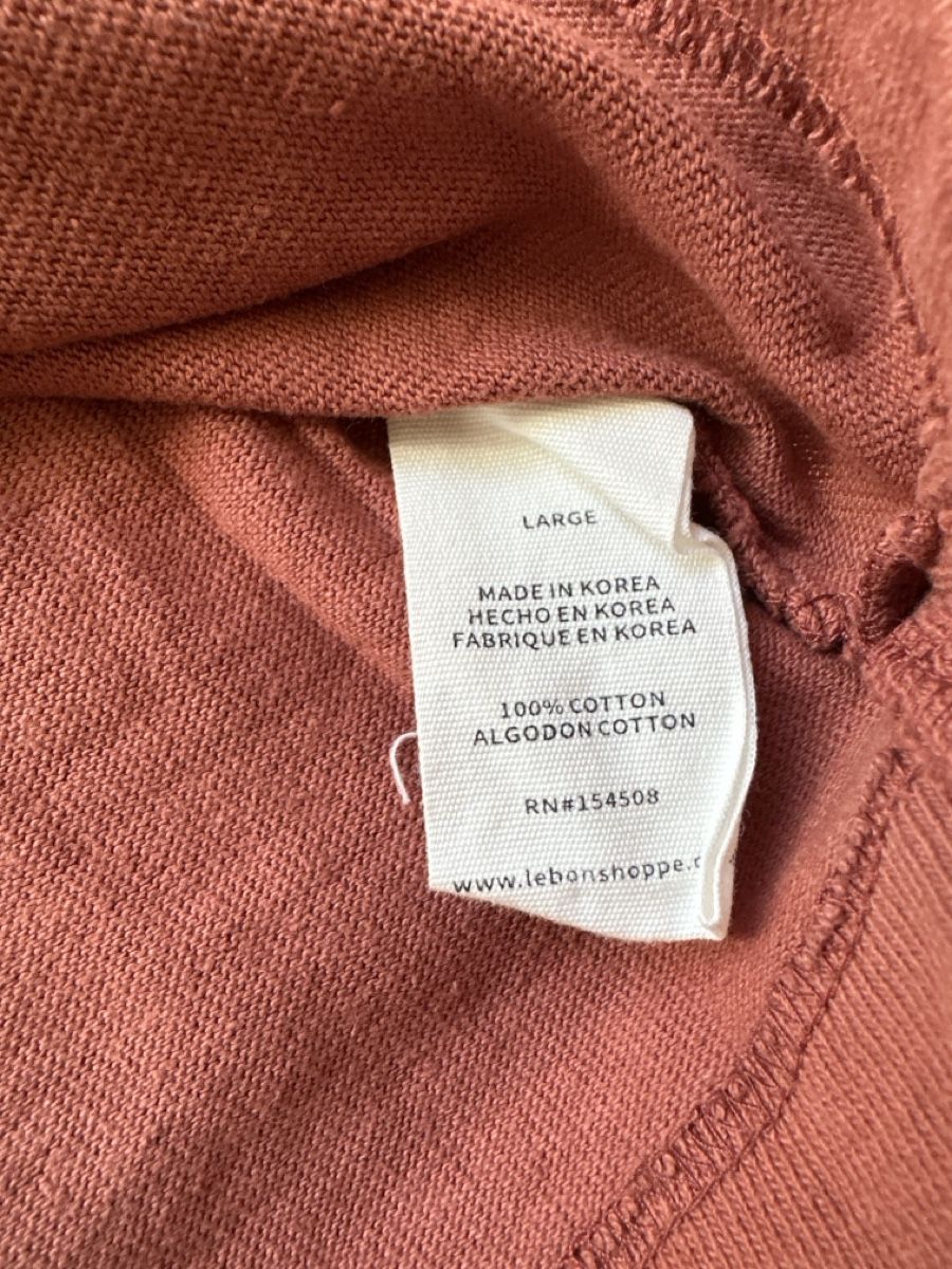 T-shirt: Shirt le bon Shoppe – Usato da Zuerich venduto da Christina.h 2