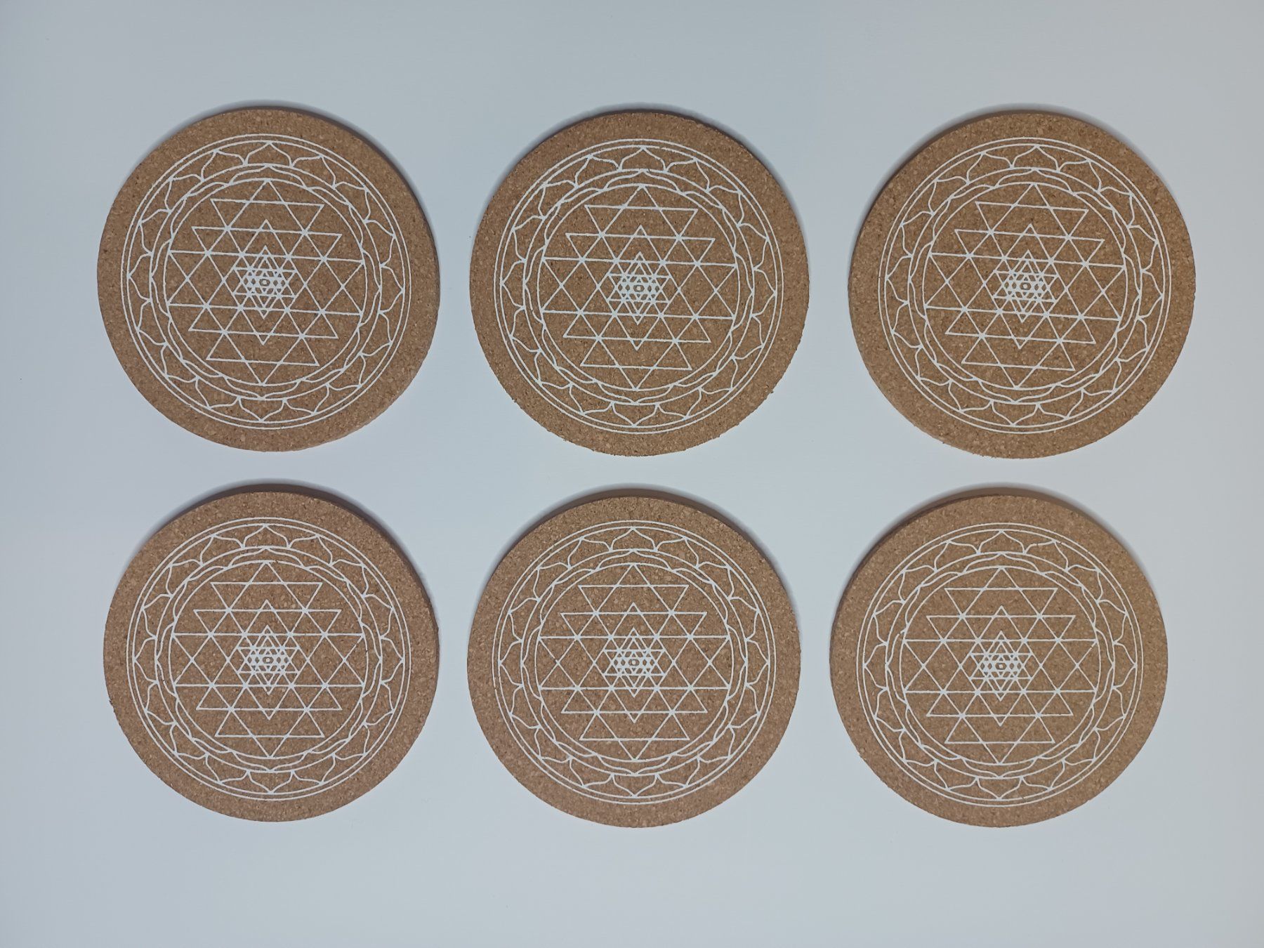 Sottobicchieri: Untersetzer "SRI YANTRA" 6x 10cm Neu – Nuovo e nell'imballaggio originale da Turbenthal venduto da enjak