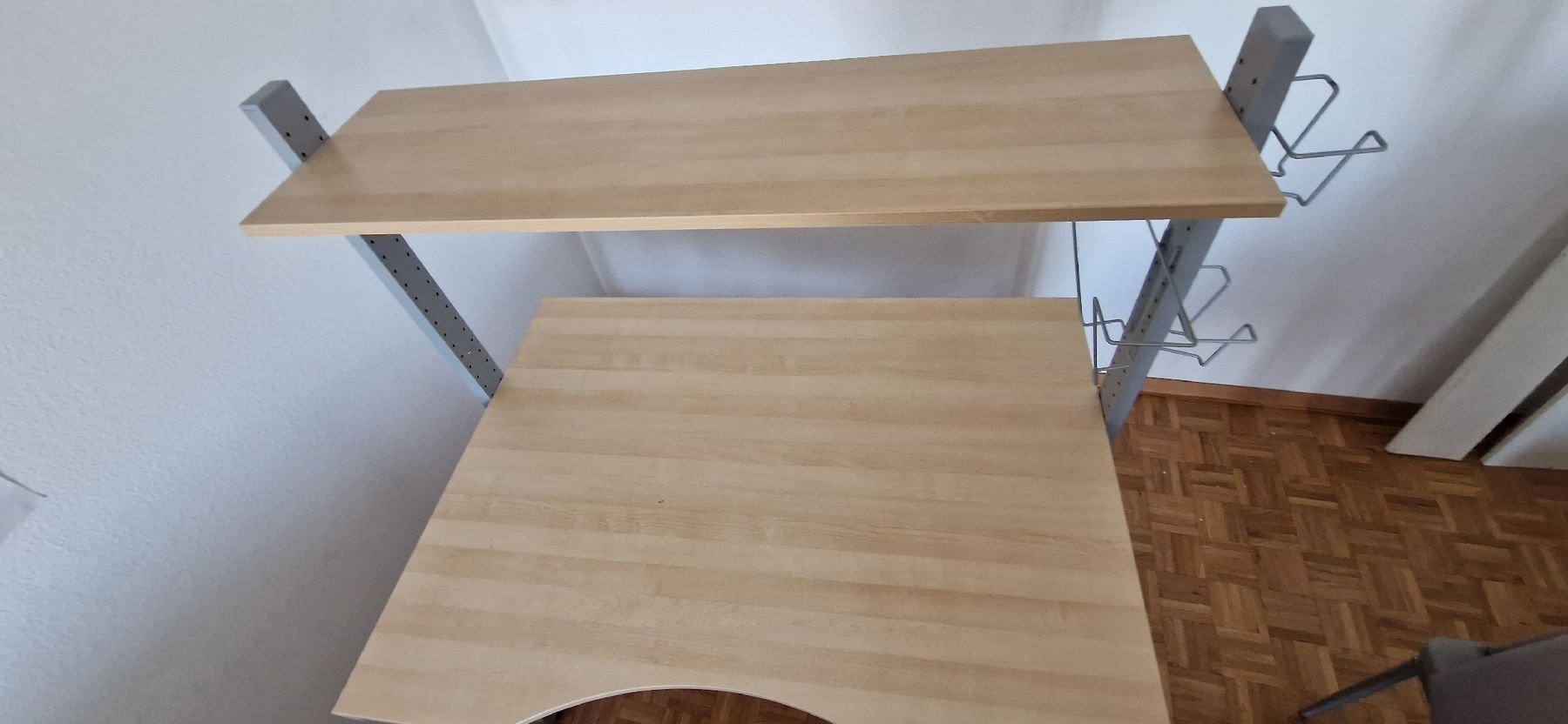 Schreibtische: Modern Adjustable Desk ikea – Gebraucht aus Prilly von kea_2jq5 1