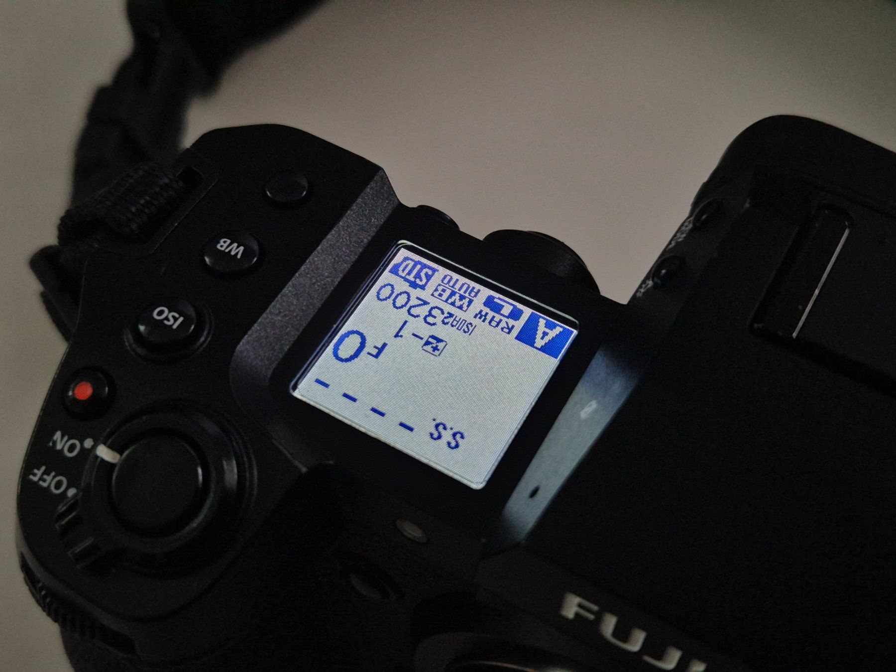 Fujifilm Appareil photo: Fujifilm X-H2 und Handgriff – D'occasion à Uster par pukehiki 1
