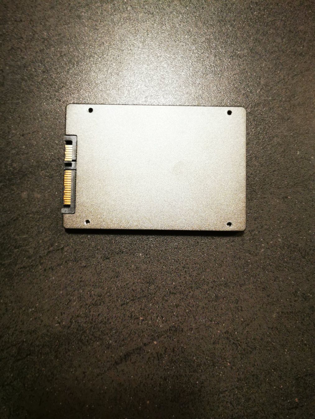 Dischi rigidi: SSD Micron de 128GB, format 2.5" – Usato da Tramelan venduto da Fabb 1
