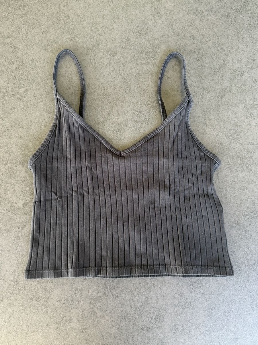 H&M Tops: Top schwarz – Gebraucht aus Frümsen von laura002