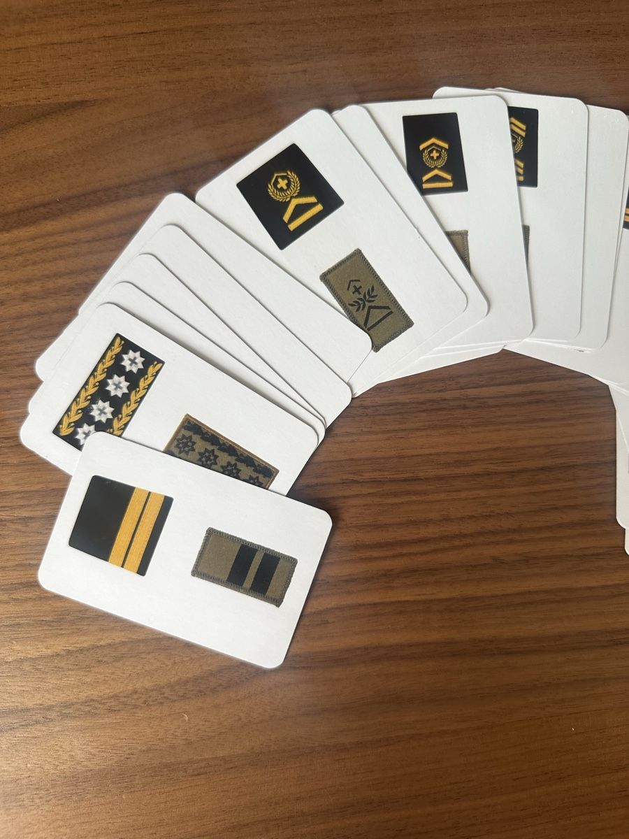 Giochi: Jeu de cartes grades militaire Suisse – Nuovo (secondo la descrizione) da Clarens venduto da Riviera_Friperie 3
