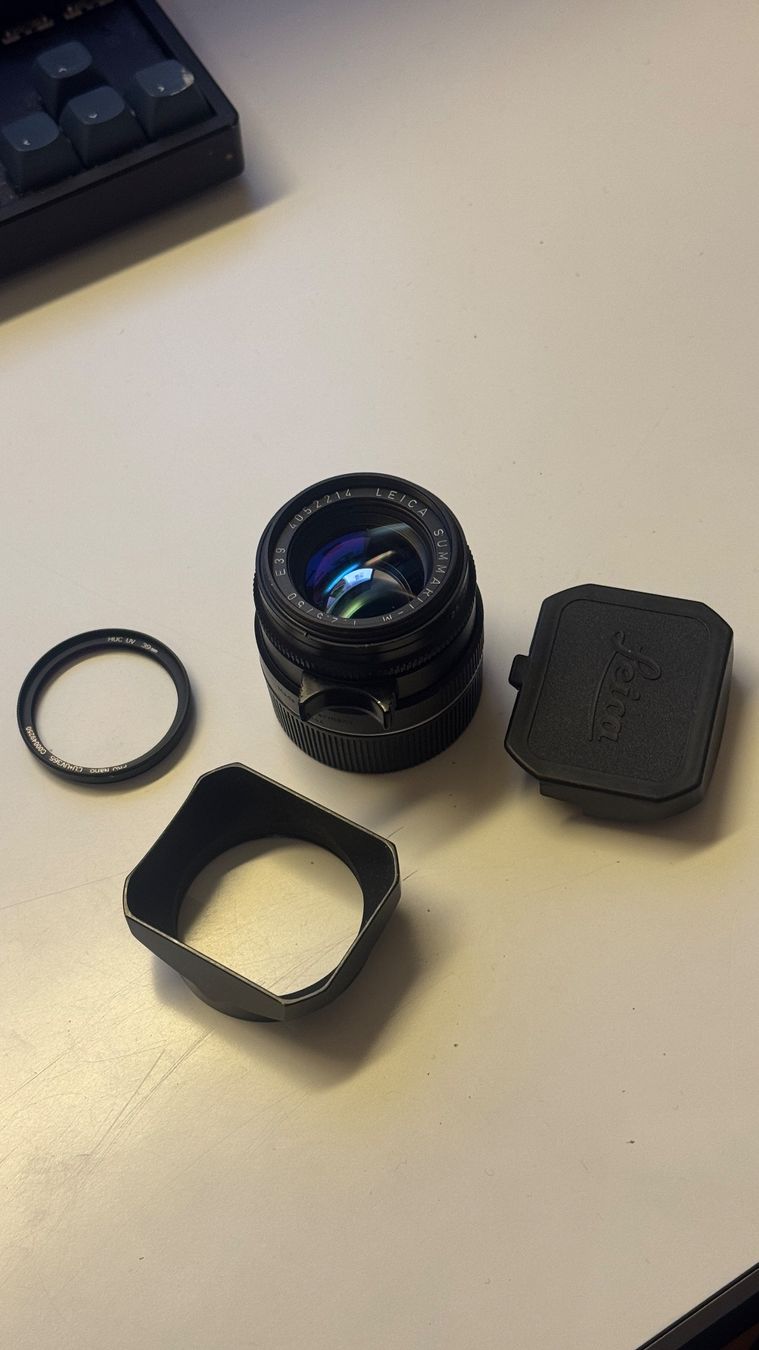 Leica Objectifs: Leica M Summarit 50mm 2.5 – D'occasion à Lausanne par Amygdale