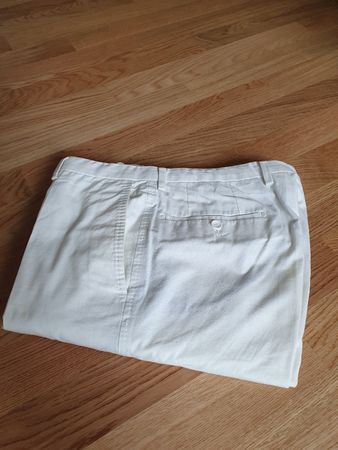 Elegante weisse Hose, Grösse 42