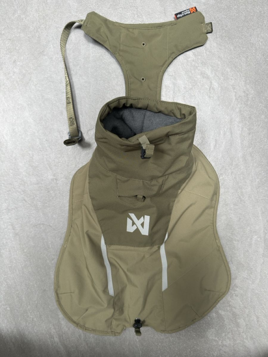 Non-Stop Dogwear Abbigliamento: Wintermantel mit Merino – Usato da Kölliken venduto da pho_2wcw