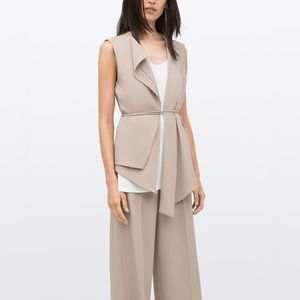 Weisse asymetrische Weste Zara / White Vest