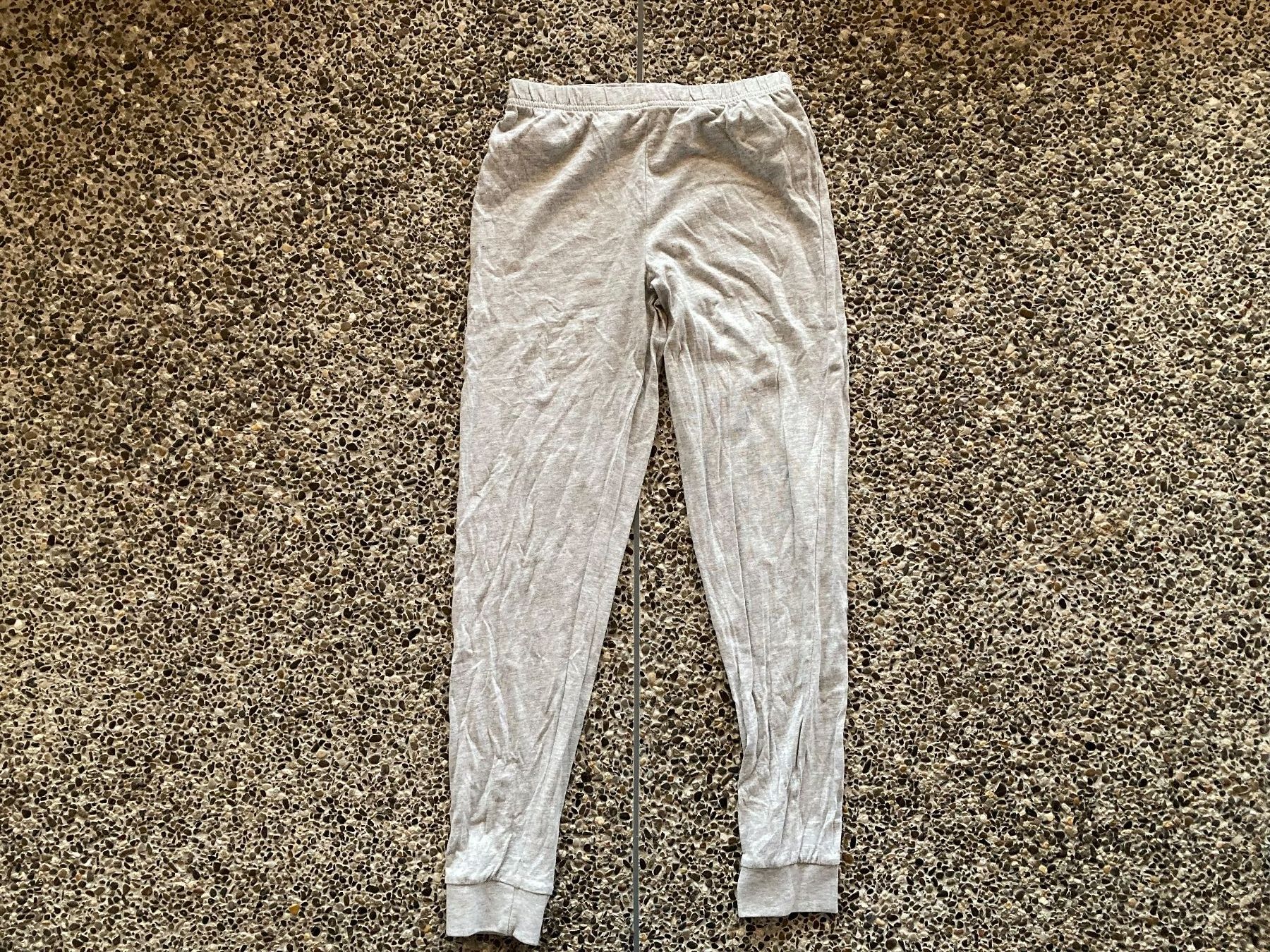 C&A Pyjamas: Pyjama Faultier, Gr. 140 – D'occasion à Aetingen par Nadinsky 5