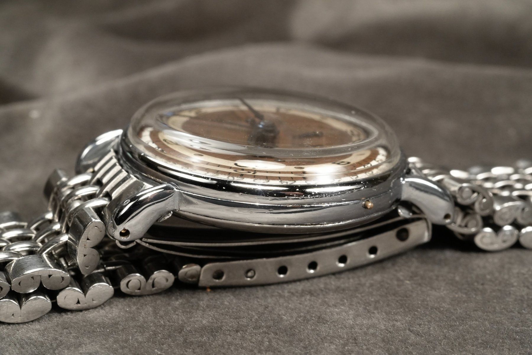 Record Orologi: Aureus - Record - Datofix Triple Date Calendar Vintage Watch – Usato da Morcote venduto da chronoservice 8