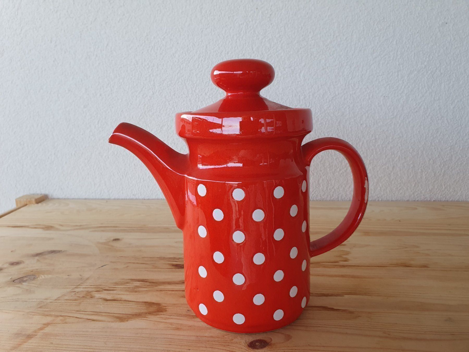 Teiere: Wächtersbach Tee/Kaffeekrug mit Tupfen – Usato da Hägglingen venduto da Orysen