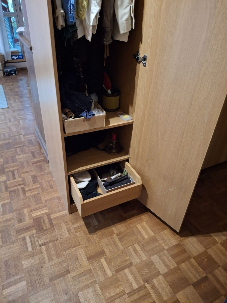 Ikea Armadi: Pax Schrank Eiche – Usato da Thun venduto da soeep 2