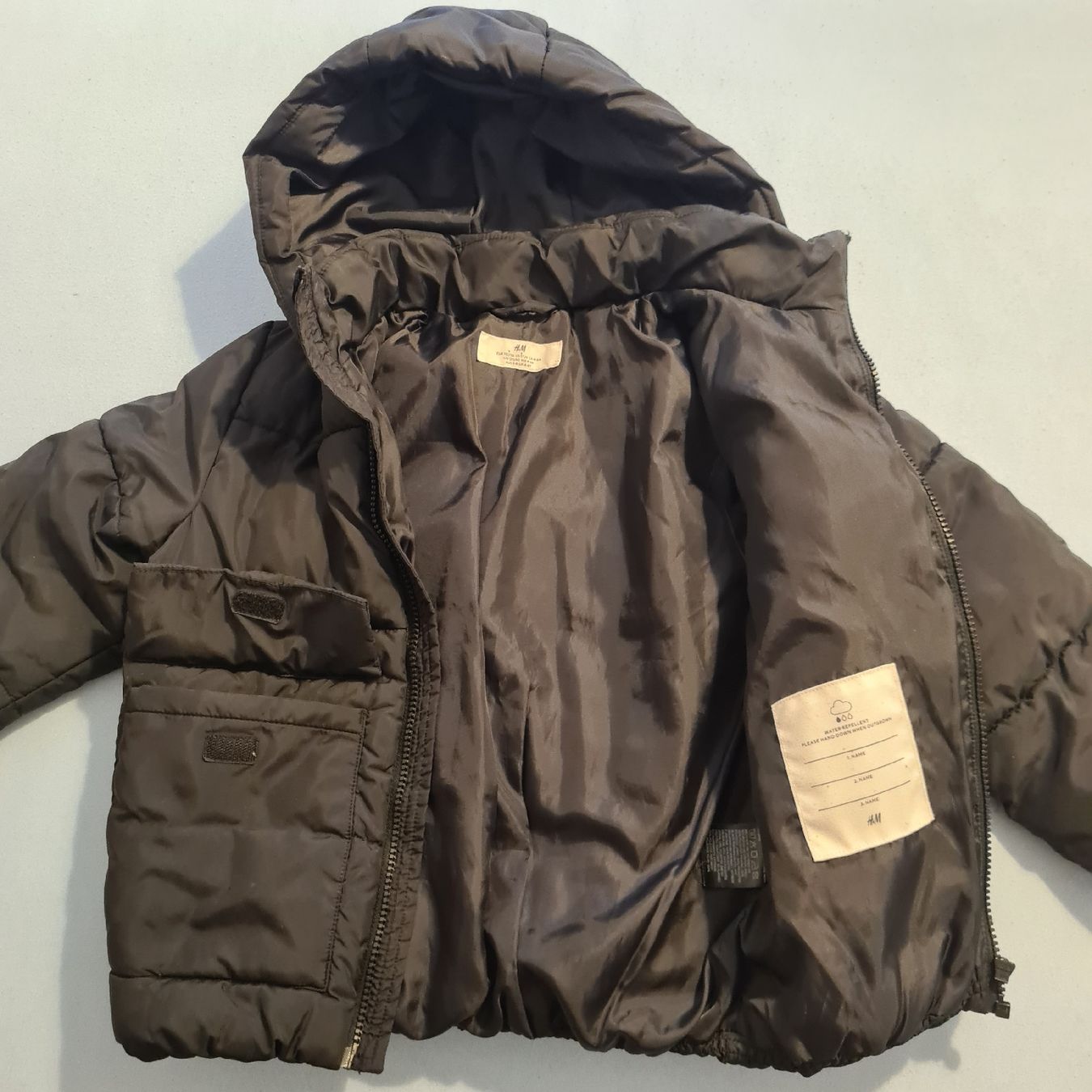 H&M Jacken & Mäntel: Kinderjacke gesteppt 110/116 schwarz – Gebraucht aus Steinen von turbogeiss99 1